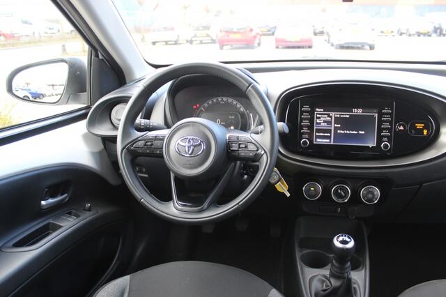 Toyota AYGO 1.0 VVT-i MT play | Android Auto/Apple Carplay | Adaptive Cruise