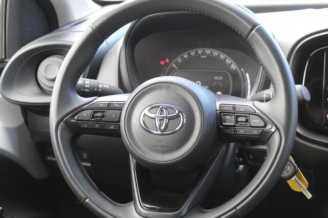 Toyota AYGO 1.0 VVT-i MT play | Android Auto/Apple Carplay | Adaptive Cruise
