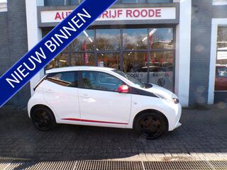 toyota-aygo-1.0-vvt-i-5-drs-red-edi