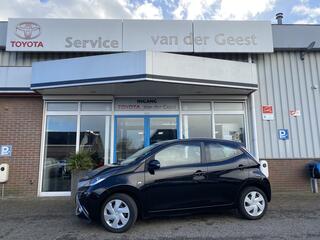 toyota-aygo-1.0-vvt-i-x-nav