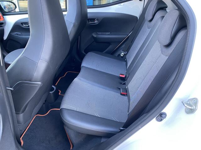 Toyota AYGO 1.0 VVT-i x-cite