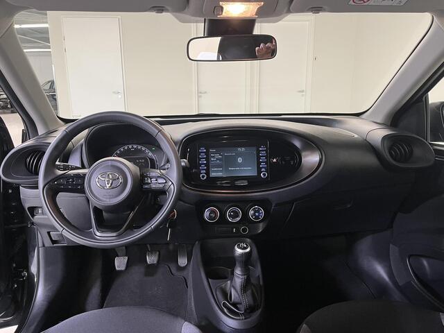 Toyota AYGO X 1.0 VVT-i MT Play | Carplay | Airco | licht/regen sensor |