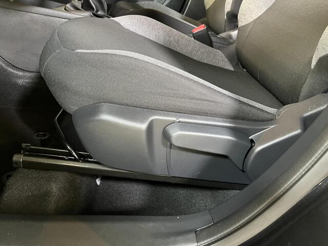 Toyota AYGO X 1.0 VVT-i MT Play | Carplay | Airco | licht/regen sensor |