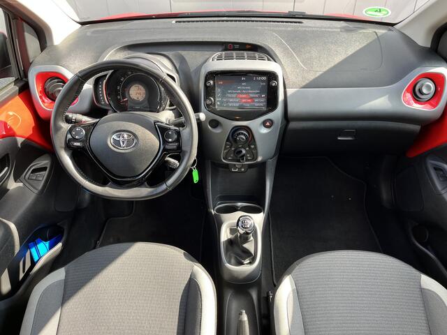 Toyota AYGO 1.0 VVT-i X-Joy Limited Lichtmetalen Velgen Carplay Android Auto