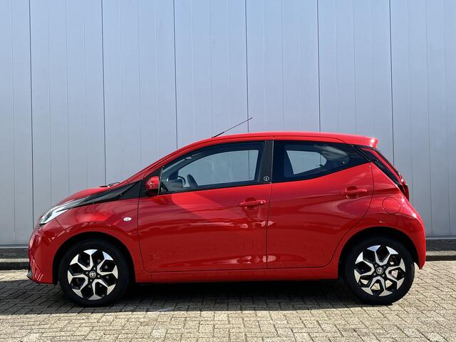 Toyota AYGO 1.0 VVT-i X-Joy Limited Lichtmetalen Velgen Carplay Android Auto