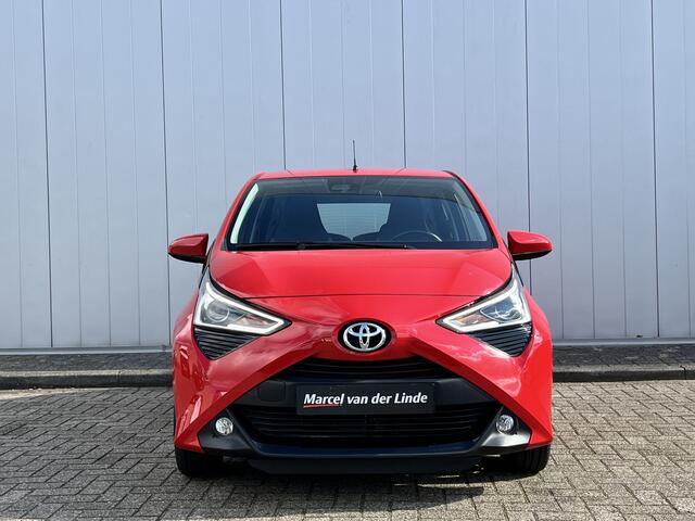 Toyota AYGO 1.0 VVT-i X-Joy Limited Lichtmetalen Velgen Carplay Android Auto