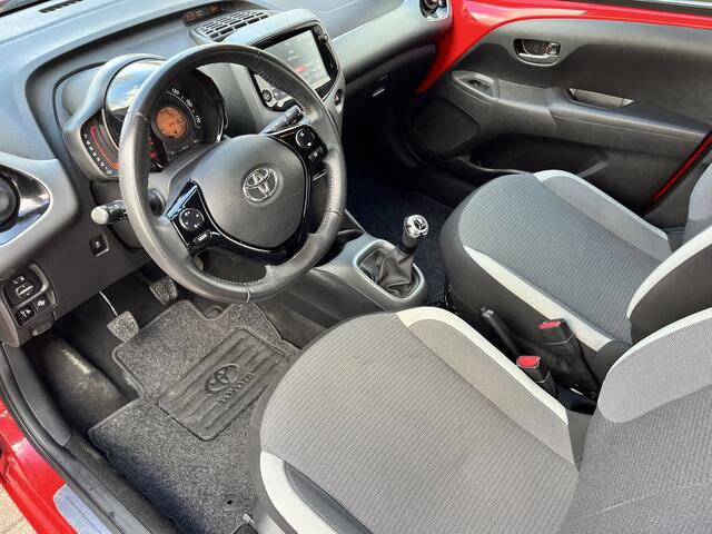 Toyota AYGO 1.0 VVT-i X-Joy Limited Lichtmetalen Velgen Carplay Android Auto