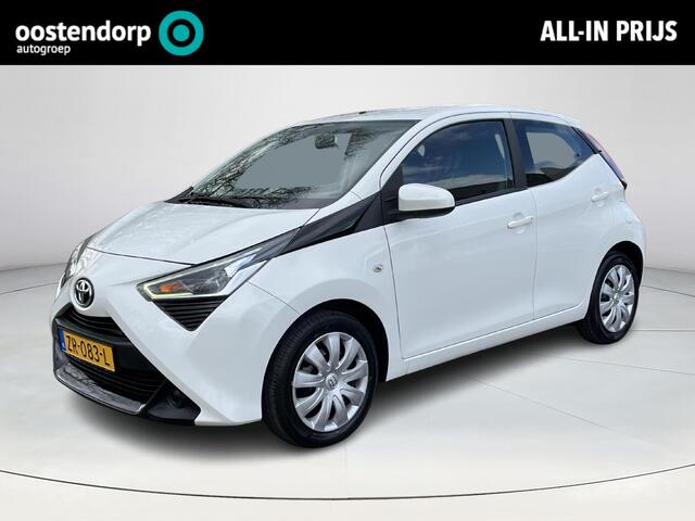 Toyota AYGO 1.0 VVT-i x-play | Navigatie | Airconditioning | Bluetooth | Parkeercamera |
