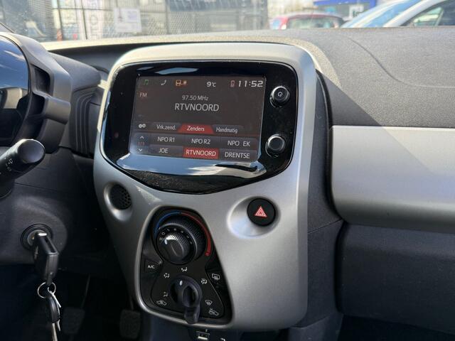 Toyota AYGO 1.0 VVT-i x-play | 5 Deurs | Airco | Alu velgen | Camera |