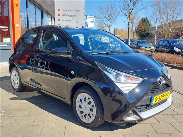 Toyota AYGO 1.0 VVT-i x-play
