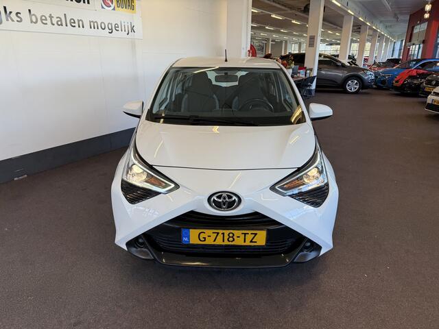 Toyota AYGO 1.0 VVT-i x-play limited | Apple carplay | Begrenzer | LED Dagrijverlichting | Nederlands geleverd