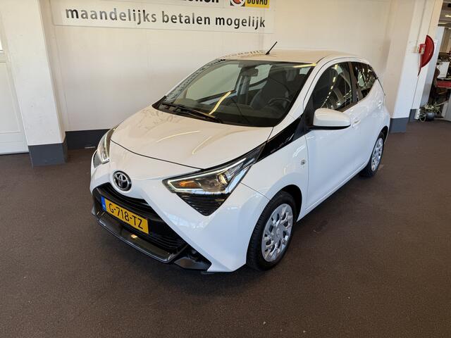 Toyota AYGO 1.0 VVT-i x-play limited | Apple carplay | Begrenzer | LED Dagrijverlichting | Nederlands geleverd