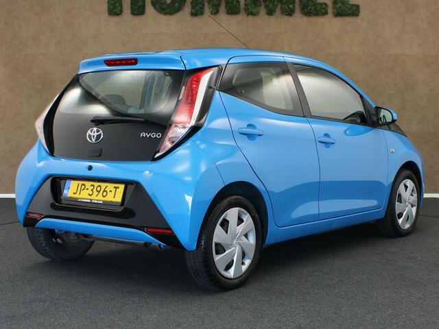 Toyota AYGO 1.0 VVT-i x-play - ORIGINEEL NEDERLANDSE AUTO - BLUETOOTH TELEFOONVOORBEREIDING - AIRCO - ELEKTRISCHE BEDIENBARE BUITENSPIEGELS - MULTIFUNCTIONEEL STUURWIEL - ELEKTRISCHE RAMEN -