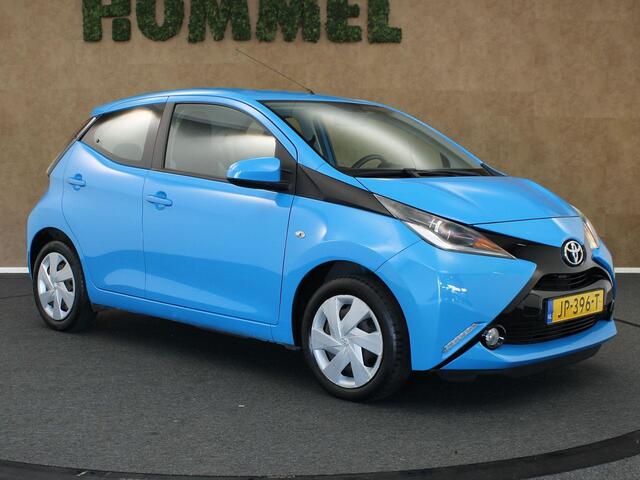 Toyota AYGO 1.0 VVT-i x-play - ORIGINEEL NEDERLANDSE AUTO - BLUETOOTH TELEFOONVOORBEREIDING - AIRCO - ELEKTRISCHE BEDIENBARE BUITENSPIEGELS - MULTIFUNCTIONEEL STUURWIEL - ELEKTRISCHE RAMEN -