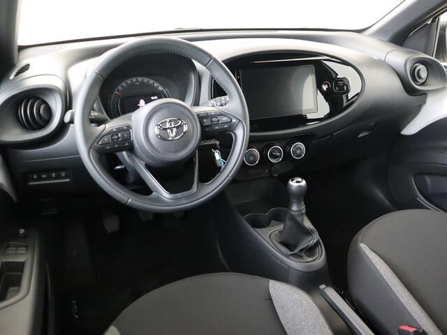 Toyota AYGO X 1.0 VVT-i MT Play Limited | Apple Carplay/Android Auto I Airco I 5 Deurs I Zuinig I USB I 1e Eigenaar I Centrale vergrendeling met afstandsbediening I Cruise control adaptief I