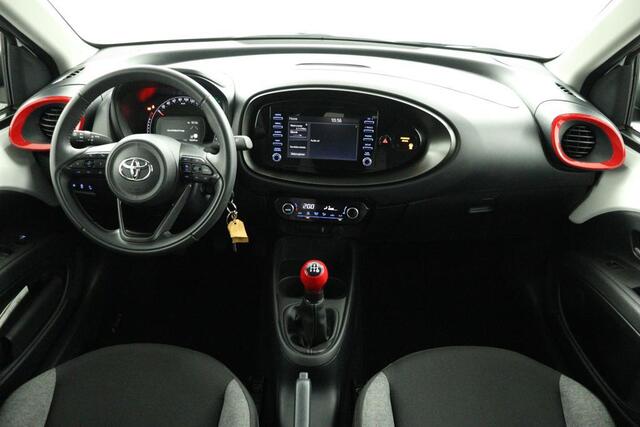 Toyota AYGO X 1.0 VVT-i MT first | Apple Carplay/Android Auto | lm velgen |