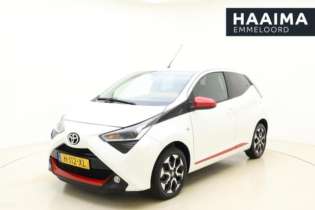 Toyota AYGO 1.0 VVT-i x-joy | Climate control | Camera | Zuinige motor | Lichtmetalen velgen | DAB Radio | Getint glas | 5 deuren