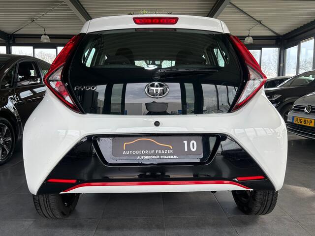 Toyota AYGO 1.0 VVT-i x-play AUTOMAAT RIJKLAAR