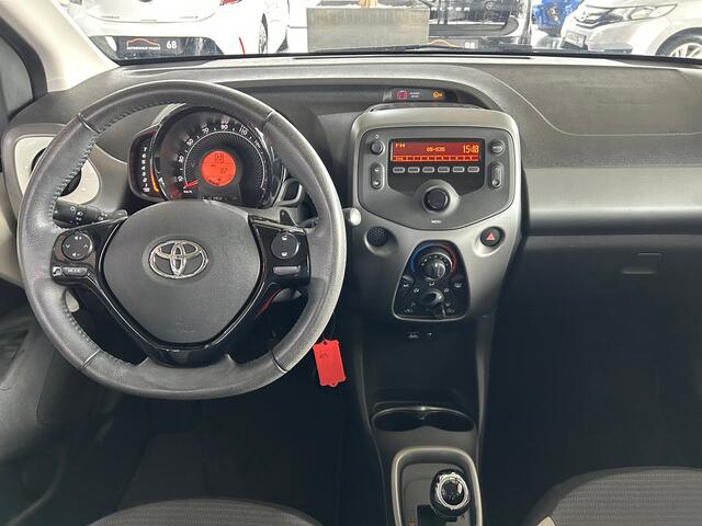 Toyota AYGO 1.0 VVT-i x-play AUTOMAAT RIJKLAAR