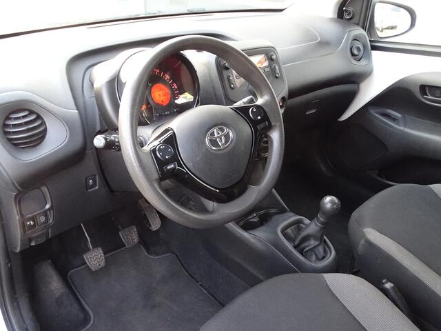 Toyota AYGO 1.0 VVT-i x-fun, AIRCO, LED, NL/NAP!