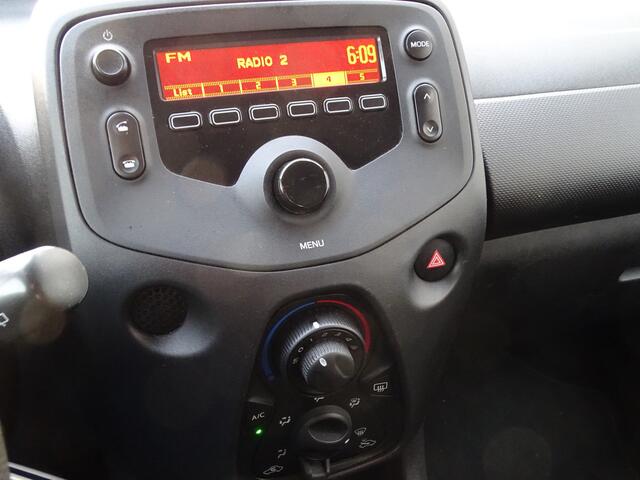 Toyota AYGO 1.0 VVT-i x-fun, AIRCO, LED, NL/NAP!