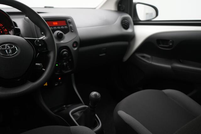 Toyota AYGO 1.0 VVT-i x-fun | NL-Auto | Airco |