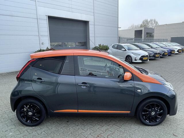 Toyota AYGO 1.0 VVT-i x-JBL