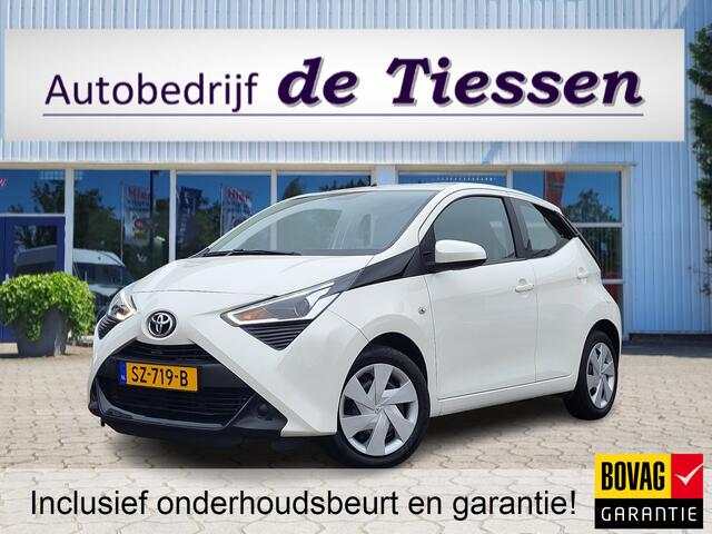 Toyota AYGO 1.0 VVT-i Automaat X-play, Airco, Camera, Rijklaar met beurt & garantie.
