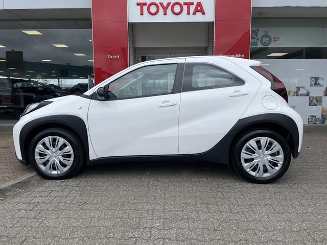 Toyota AYGO 1.0 VVT-i S-CVT Play | Apple CarPlay Android Auto | DAB | Elektr