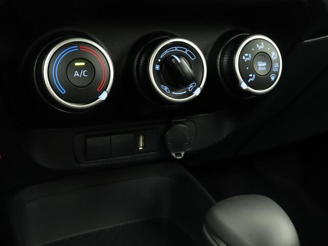Toyota AYGO X 1.0 VVT-i S-CVT Play | 1e Eigenaar | BTW'er | NIEUW Geleverd | Apple Carplay / Android Auto |