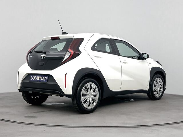 Toyota AYGO X 1.0 VVT-i MT play | Nieuw Display | Apple Carplay & Android Auto | Parkeercamera |