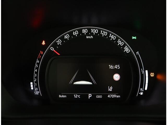 Toyota AYGO X 1.0 VVT-i S-CVT Envy | Automaat | Parkeer sensoren | Navigatie | Nieuw geleverd |