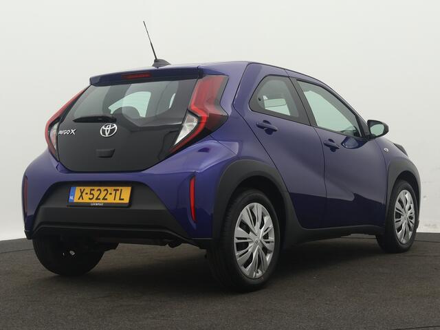 Toyota AYGO X 1.0 VVT-i S-CVT Play | Achteruitrijcamera | Airco |