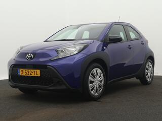 toyota-aygo-x-1.0-vvt-i-s-cvt-play-