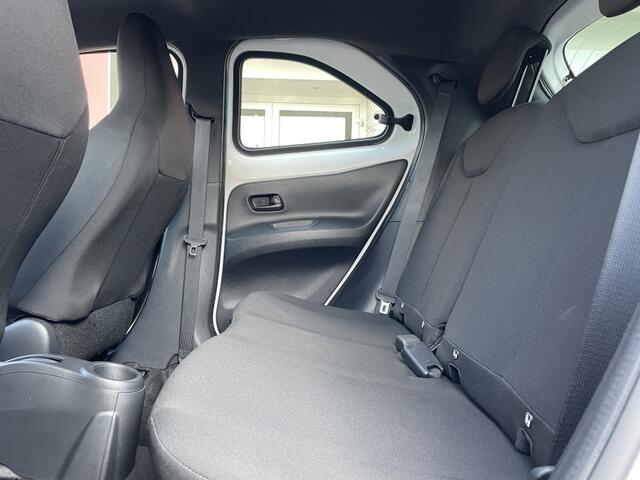 Toyota AYGO 1.0 VVT-i MT Play | Apple CarPlay Android Auto | DAB | Airco