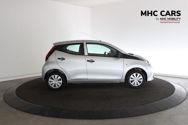 Toyota AYGO 1.0 VVT-i x-fun