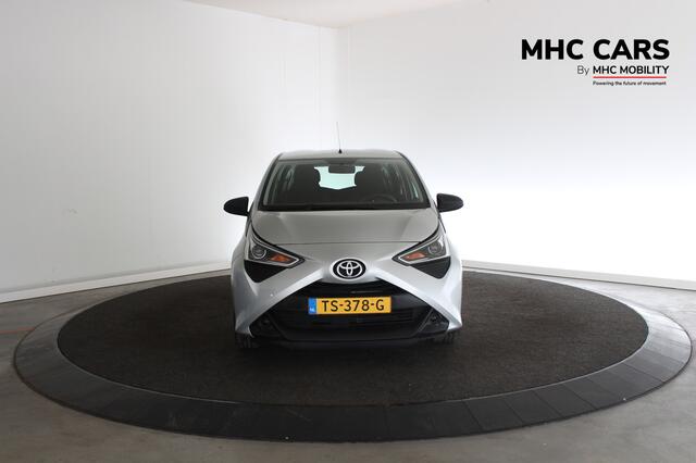 Toyota AYGO 1.0 VVT-i x-fun