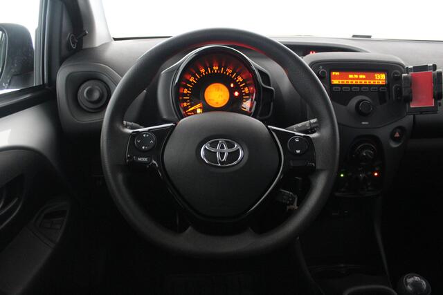 Toyota AYGO 1.0 VVT-i x-fun