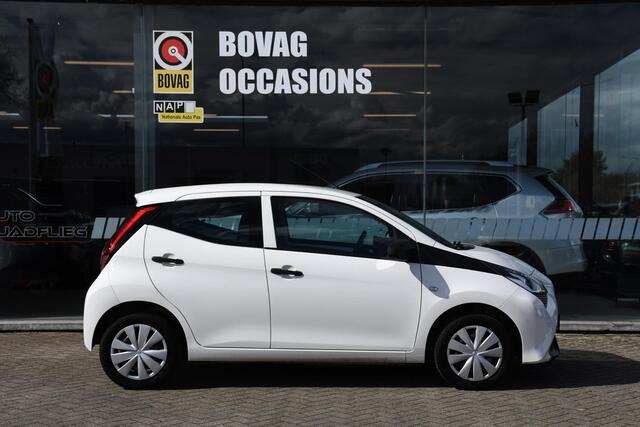 Toyota AYGO 1.0 VVT-i x-fun 1 EIGENAAR/ HILL HOLD/ LED