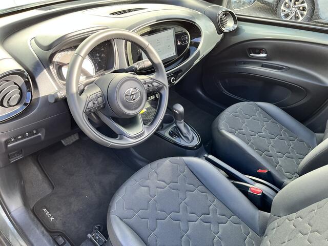 Toyota AYGO X 1.0 VVT-i S-CVT Premium Automaat Cabrio Keyless Parkeersensoren Stoel Verwarming