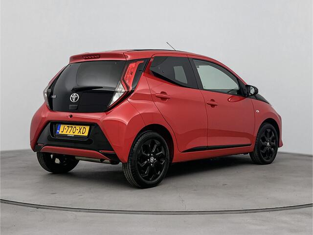 Toyota AYGO 1.0 VVT-i x-joy cabrio | Automaat | Climate Control | LM velgen | Apple Carplay/Android Auto | Rijklaar