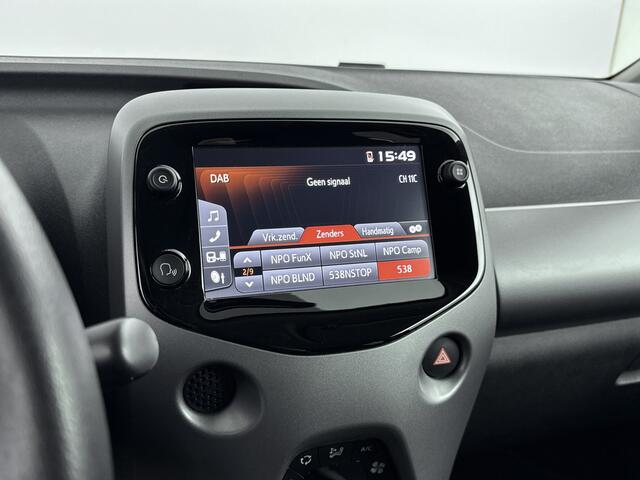 Toyota AYGO 1.0 VVT-i x-joy cabrio | Automaat | Climate Control | LM velgen | Apple Carplay/Android Auto | Rijklaar