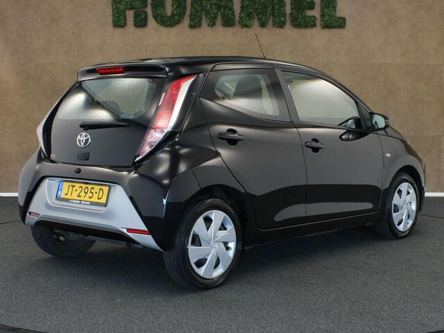 Toyota AYGO 1.0 VVT-i X-Wave - ORIGINEEL NEDERLANDSE AUTO - CABRIODAK - AIRCO - GROOT MULTIMEDIASCHERM - AFKOMSTIG VAN 2E EIGENAAR - BLUETOOTH - CAMERA - TOERENTELLER - LEDEREN STUUR - SNELHEIDSBEGRENZER