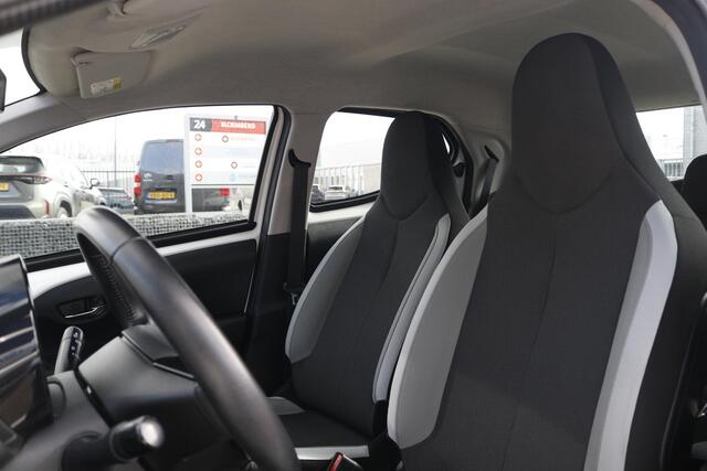 Toyota AYGO 1.0 VVT-i x-play