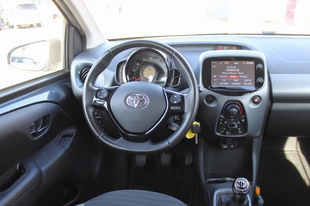 Toyota AYGO 1.0 VVT-i x-play | Android Auto, Apple Carplay | Achteruitrijcam
