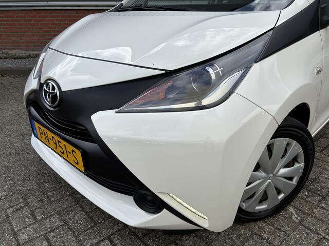 Toyota AYGO 1.0 VVT-i x-now | Airco | Cruisecontrol |