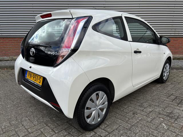 Toyota AYGO 1.0 VVT-i x-now | Airco | Cruisecontrol |