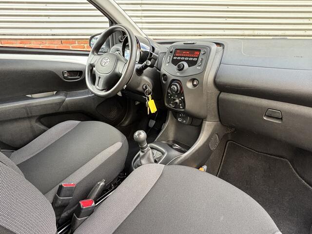 Toyota AYGO 1.0 VVT-i x-now | Airco | Cruisecontrol |