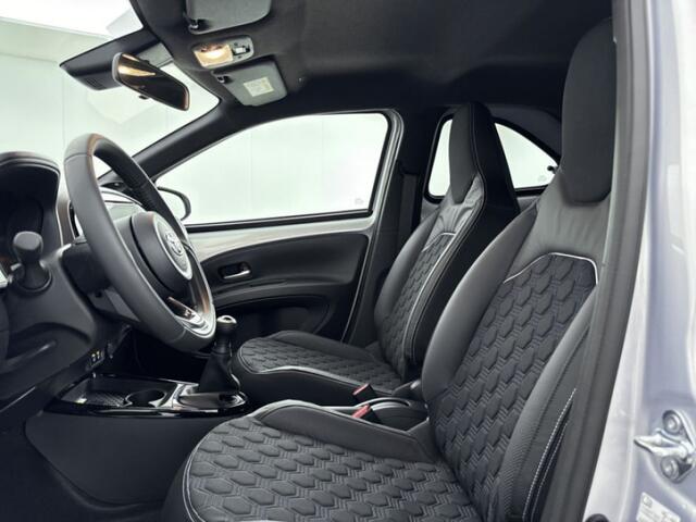 Toyota AYGO X 1.0 VVT-i S-CVT JBL | Nieuw 2025 | Direct leverbaar | Inruilpremie t.w.v. 1000,- |