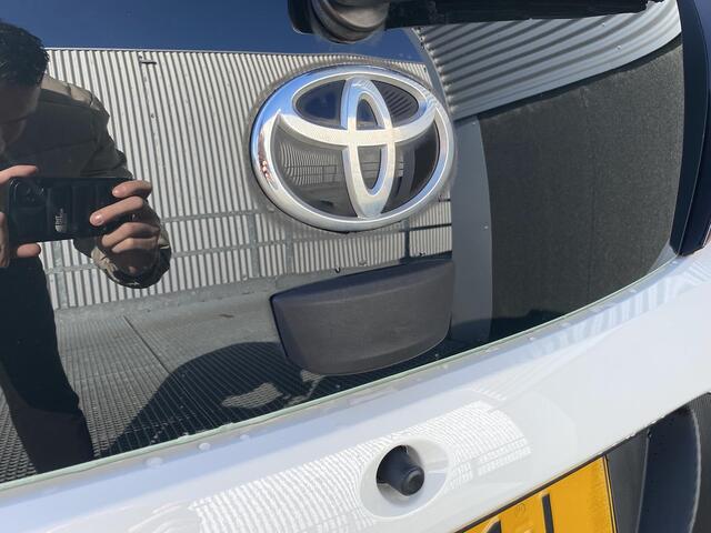 Toyota AYGO 1.0 VVT-i x-fun Airco, Bluetooth, 1e eign. BTW-auto, 5-deurs, Garantie t/m 2028!